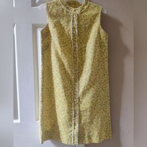 Vintage Ladybug 1960s Mod Green Yellow Sleeveless Floral Ruffle Dress 🌼❇️🌼